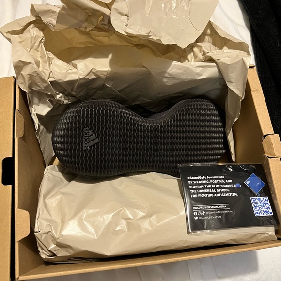 Yeezy Knit Rnr - faded Onyx - Picture 2 of 3